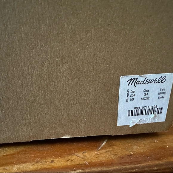 Madewell
The Gwenda Platform Ankle Boot - Picture 4 of 9